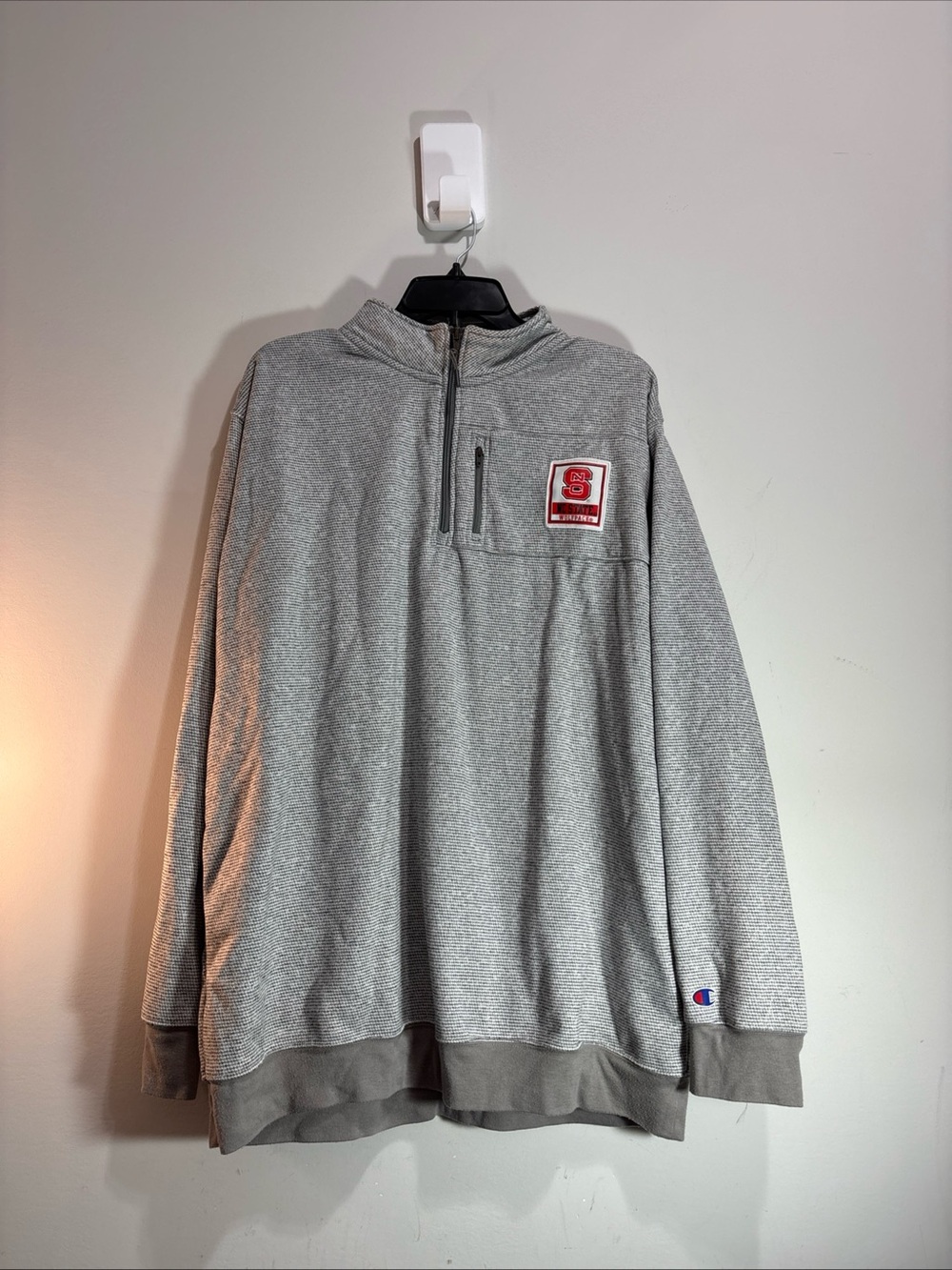 NC State Wolfpack Champion Men’s Gray Quarter-Zip Pullover Sweatshirt 1384